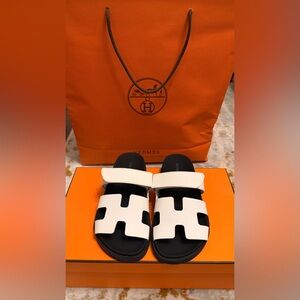 Hermès Chypre White Sandals 36